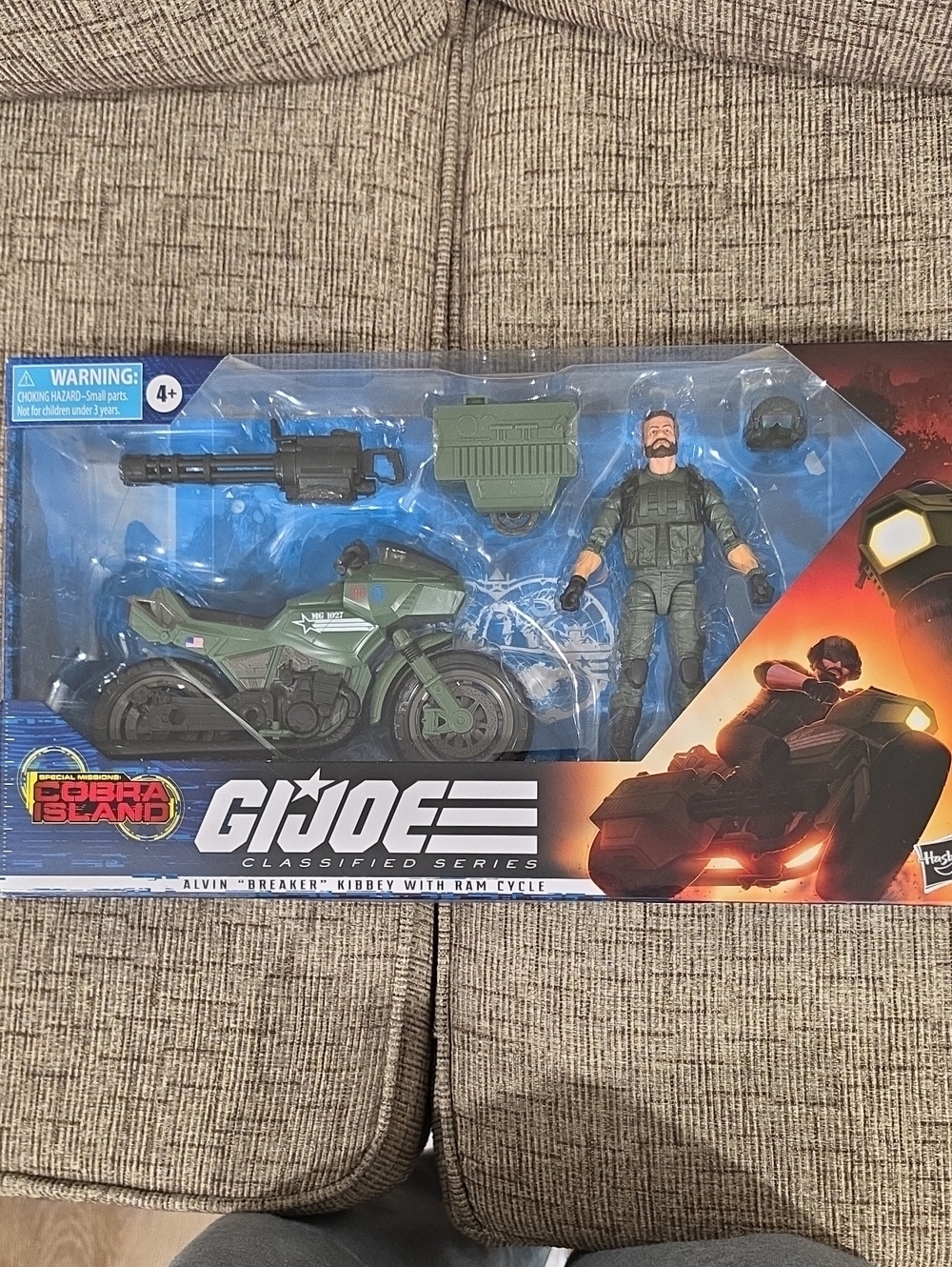 G.I. Joe Classified Series Alvin "Breaker" Kibbey with Ram Cycle - Olive Green